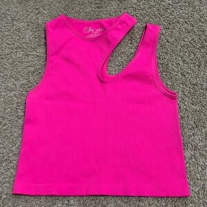 Pink tank